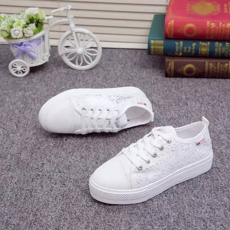 GR - Elegance meets casual sneakers | Lace-up sneakers