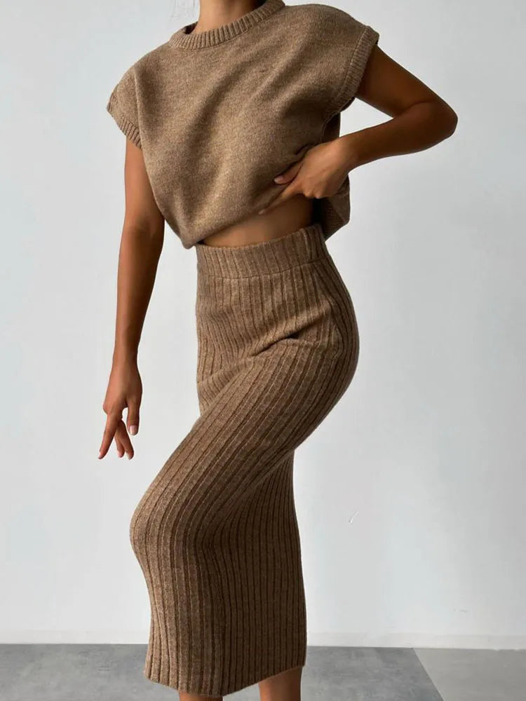 GR - Women's Set - Sleeveless top and long skirt, stylish and versatile