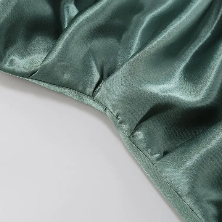 GR | Der Unterschied Late At Night Mini Kleid