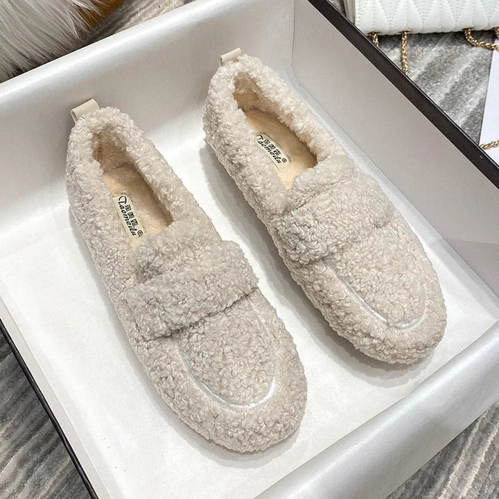 GR | Plush shoes