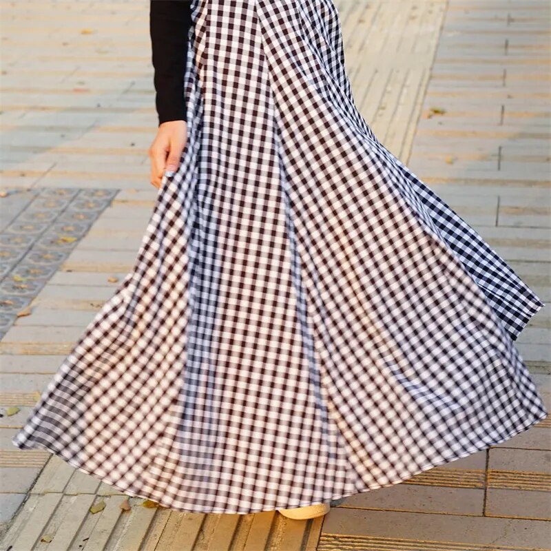 GR | Maxi skirt with high waist