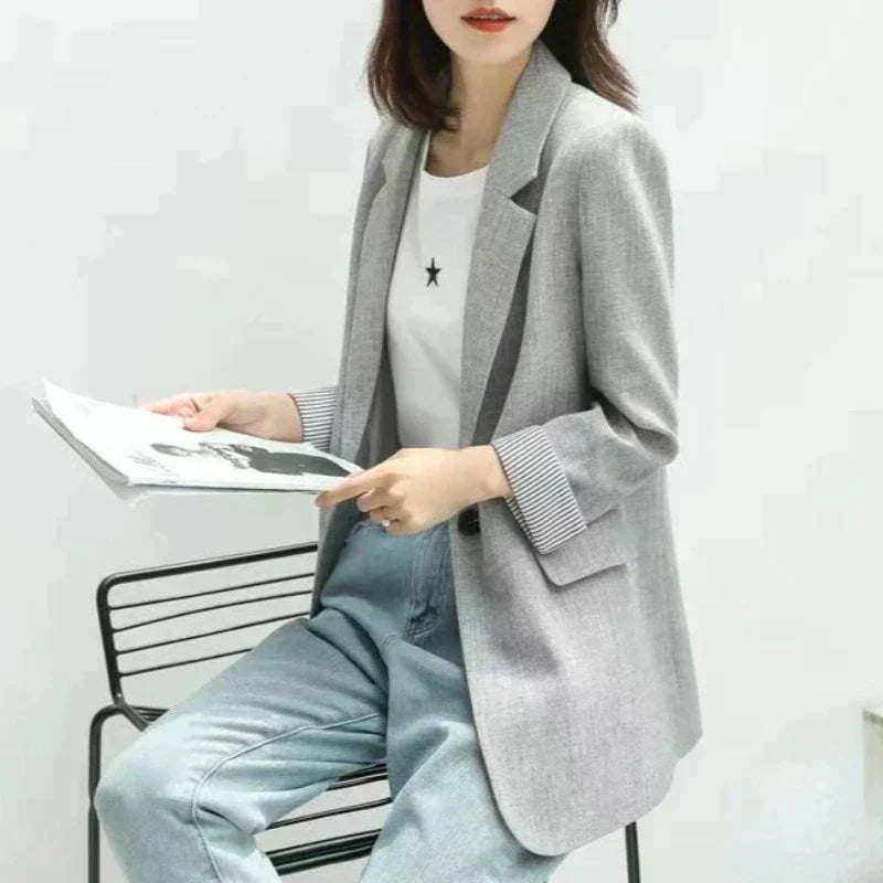GR | Elegant Blazer Design