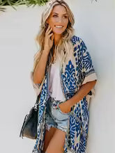 GR | Bohemian kimono with leaf print and fringe detail