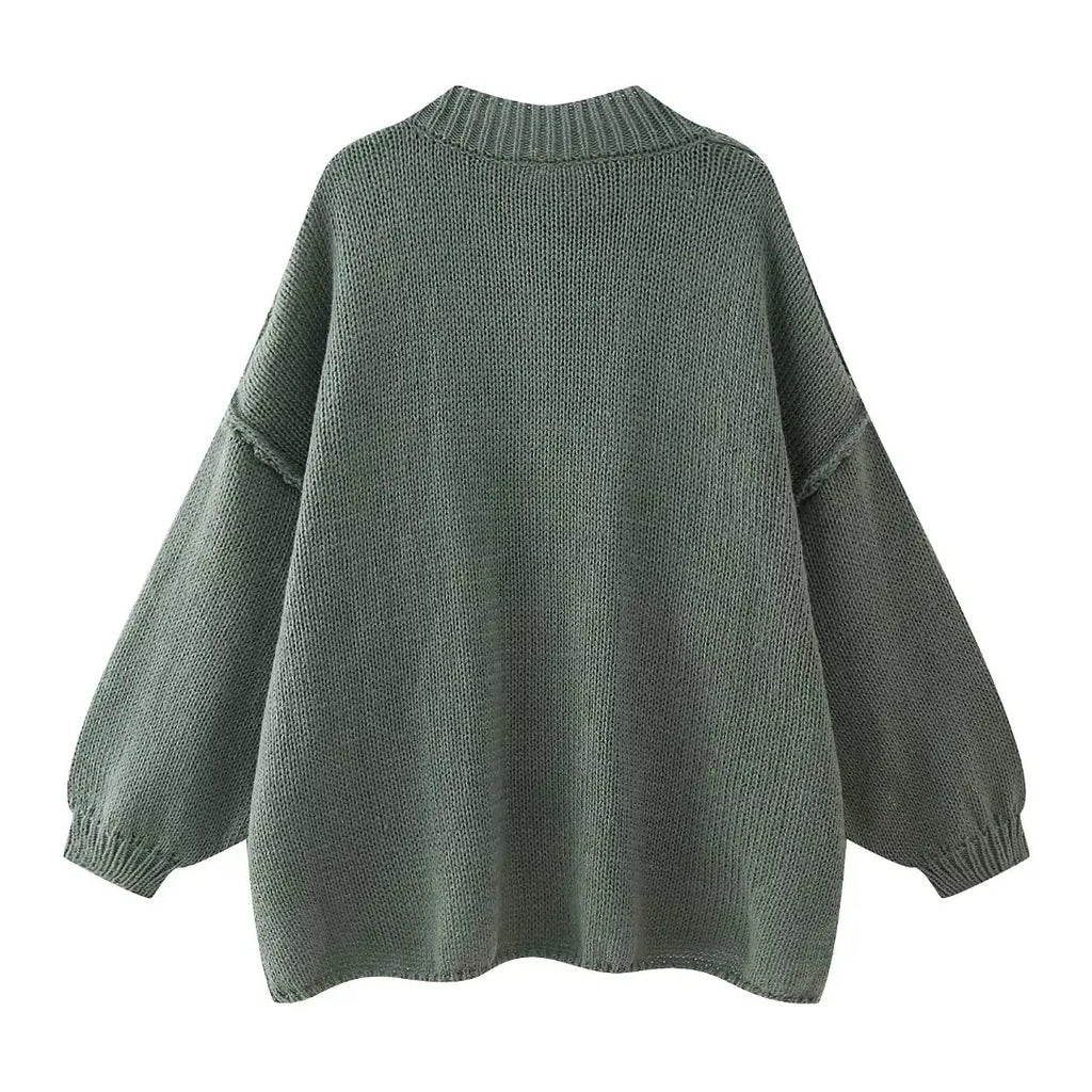 Generously cut knitted cardigan