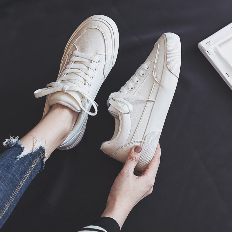 GR | Everyday sneakers for women