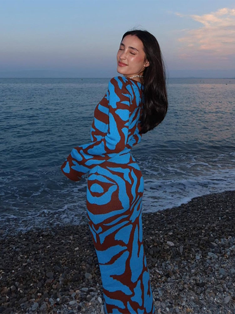 GR | Stilvolles lang gestricktes Kleid mit langen Ärmeln