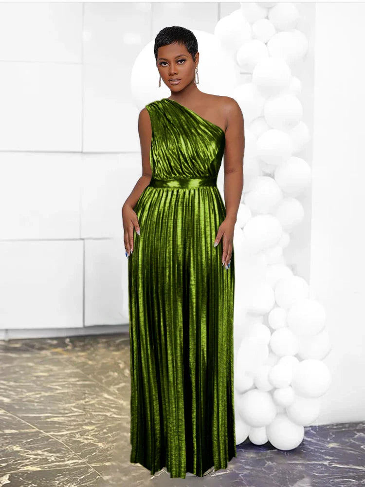 GR | Elegant one-shoulder evening dress in metallic look