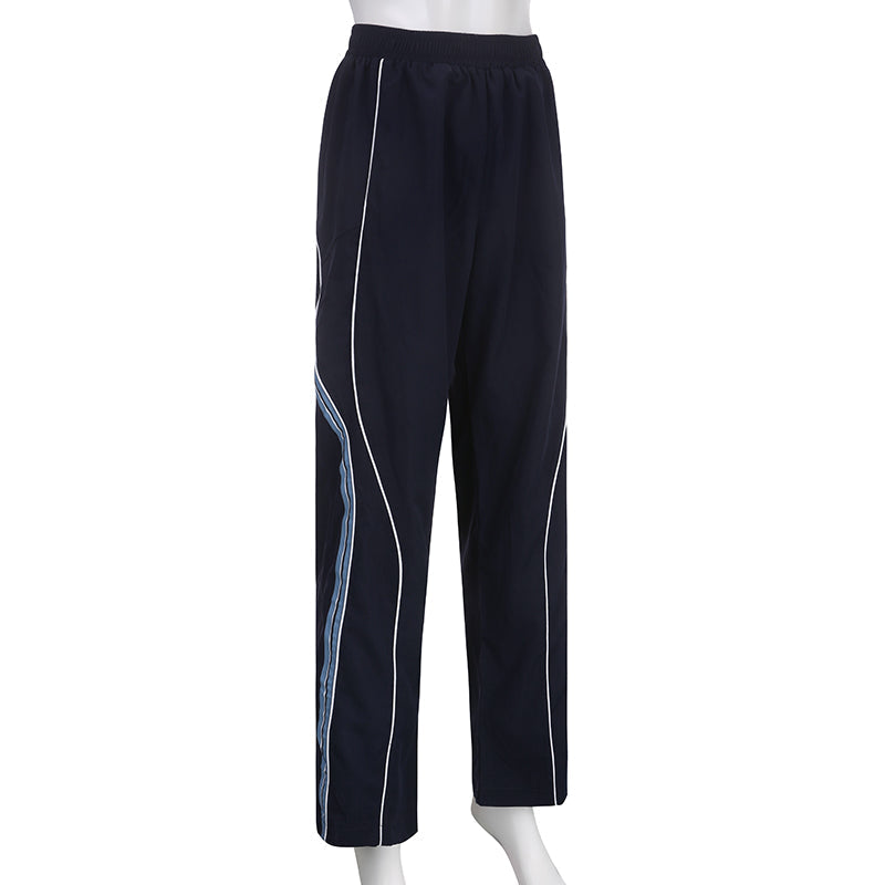 GR | Sporty training pants with stripes