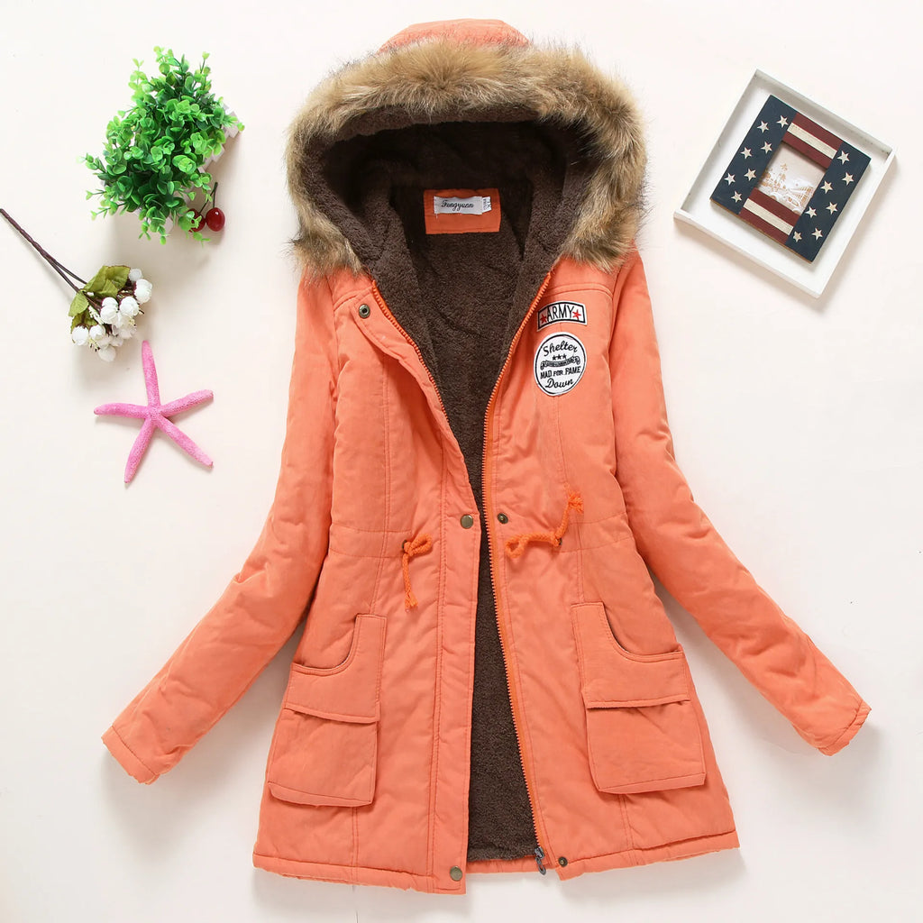 GR | Fashionable winter jacket with faux fur trim