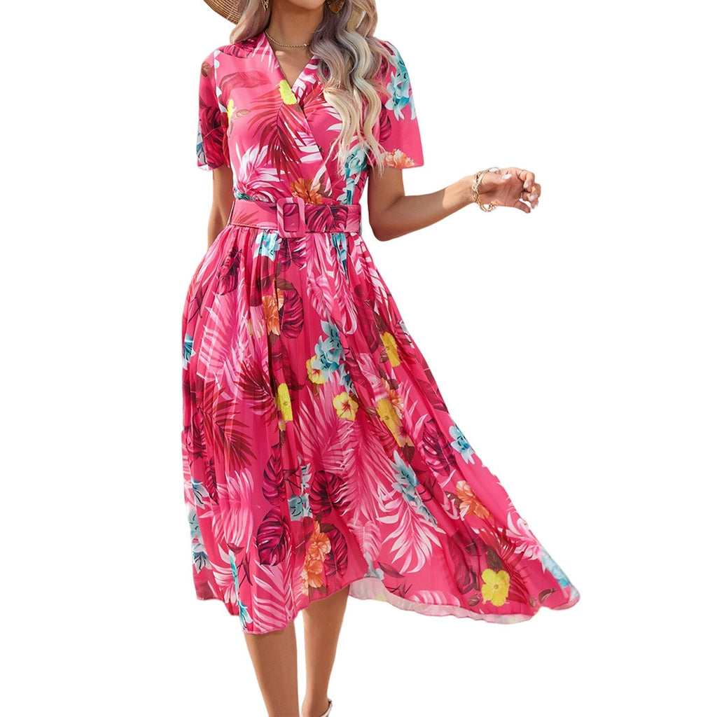 Plisseekleid mit Blumenmuster und Gürtel | Stilvolle Wickeloptik und kurze Ärmel