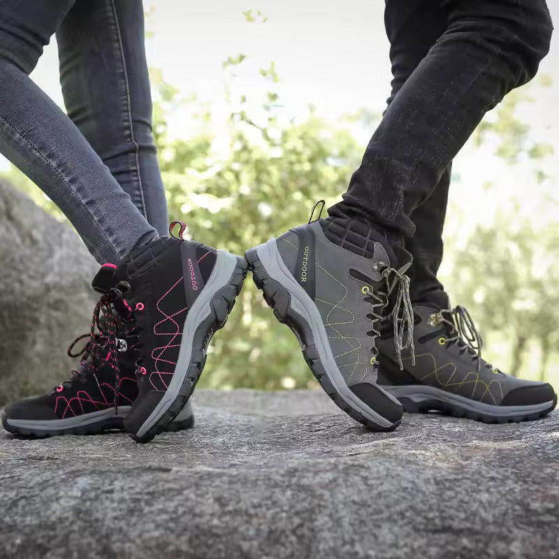 GR | Durable waterproof hiking boots with non-slip sole