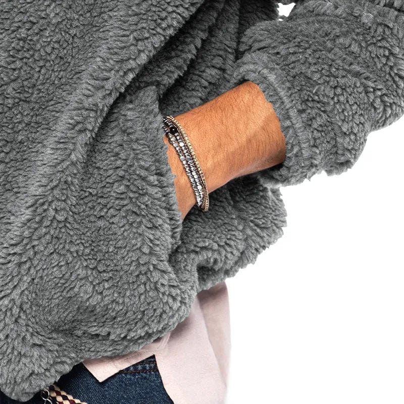 GR | Sherpa vest made of velour 