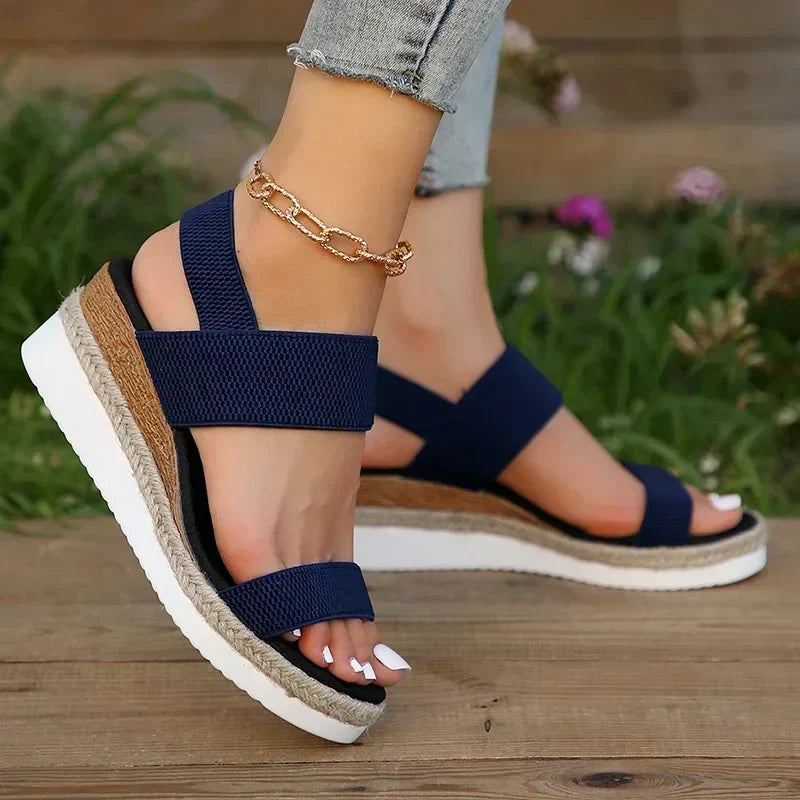 GR | Comfortable knitted wedge sandals for women