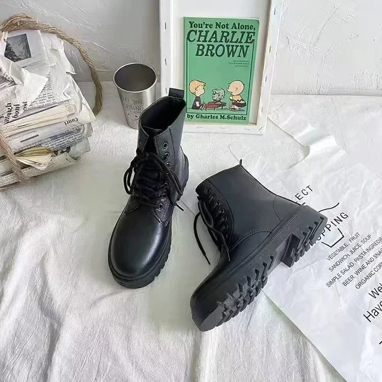 GR - Warm platform lace-up boots for women
