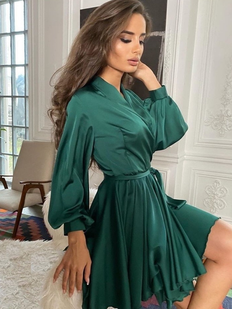 GR | Sascha Chic Satin Kleid