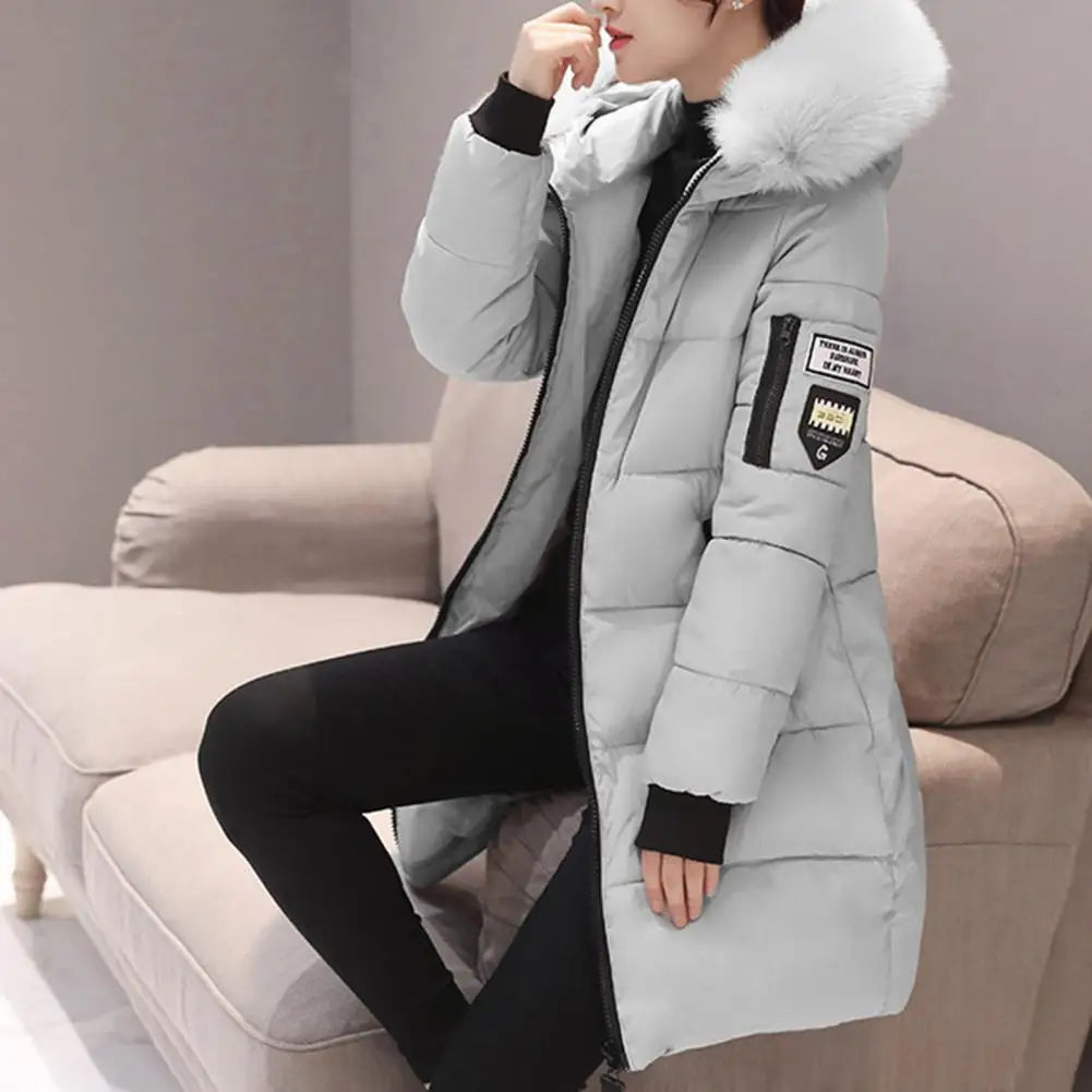 GR | Winter jacket with striking collar and appliqués