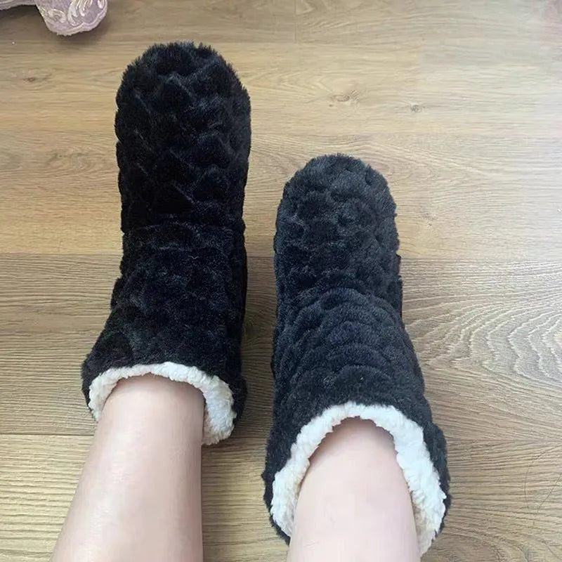 GR | Plush slippers - cozy fleece slippers
