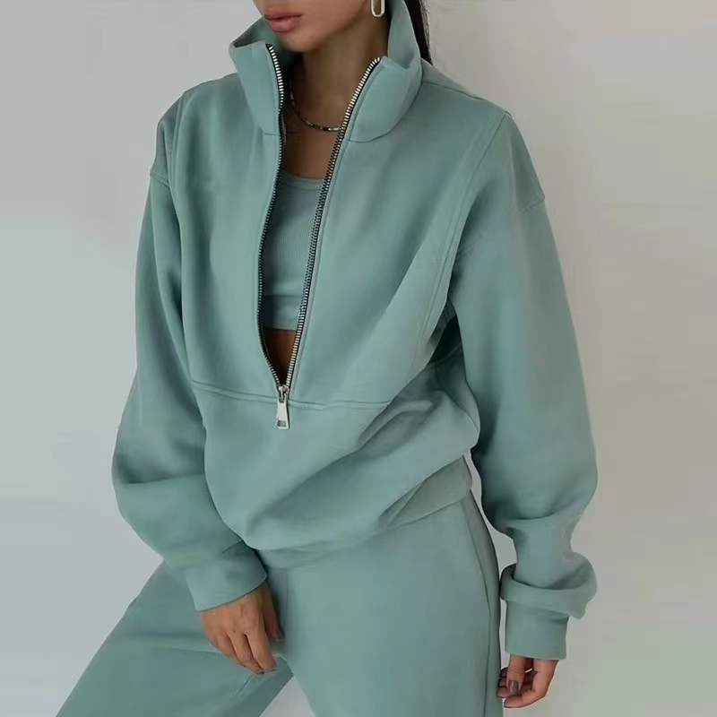 GR | Stylish 3-piece comfort set for home and travel