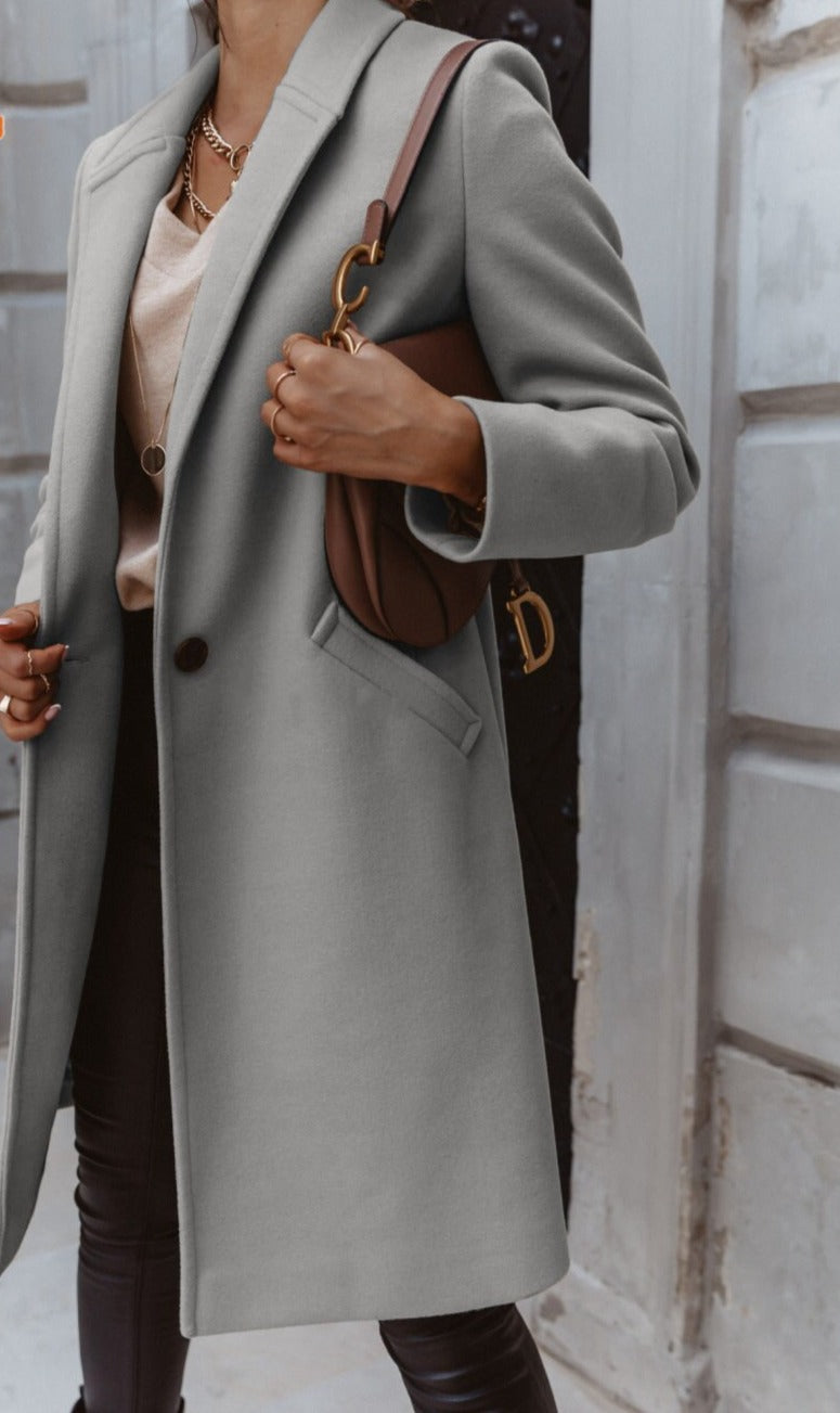 GR Long coat with lapel and button