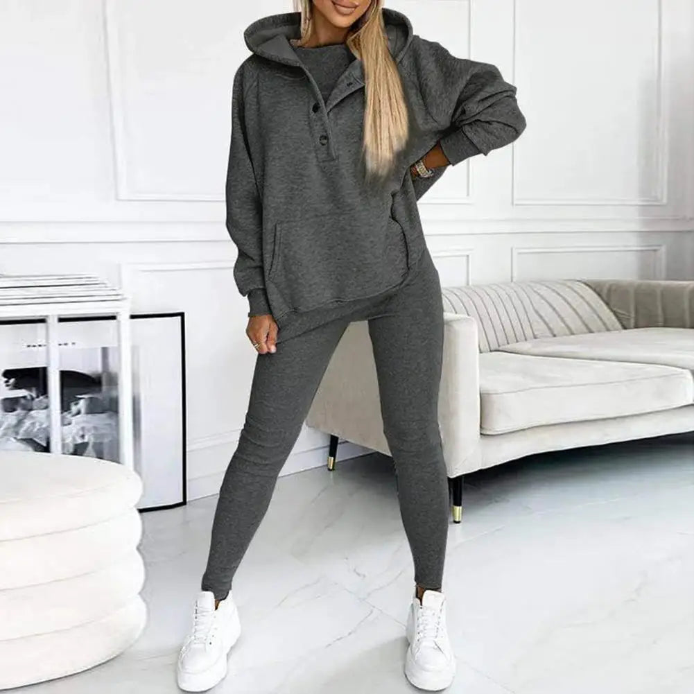 GR | Two-piece women's set with hoodie