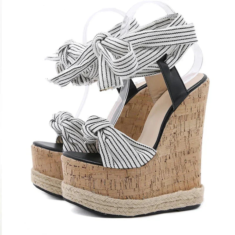 GR | Tangled Lies Pump Sandals