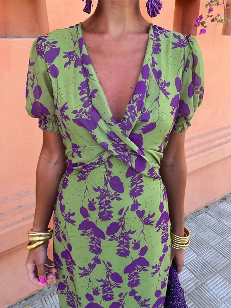 GR | with floral pattern and V-neck