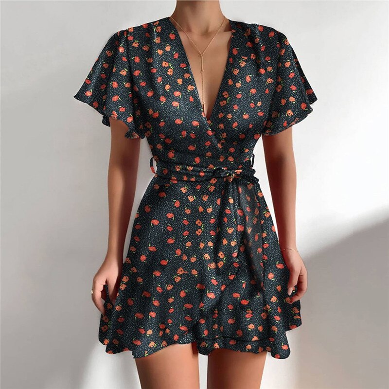 Jinky™ - Fashionable dress with charming ruffles and V-neck