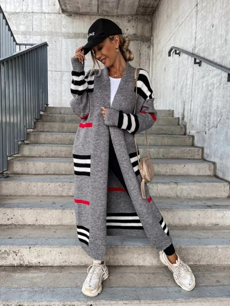 GR | Lange gestreifte Strickjacke für Damen