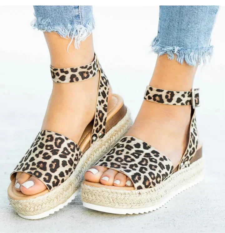 GR | Trendy Sandals for Women's Feet