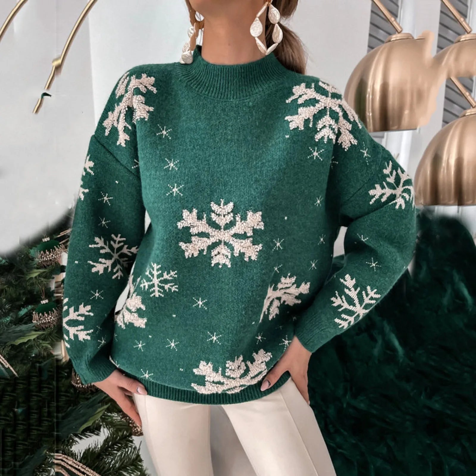 GR - Ugly Christmas Sweater - Glittering snowflake look with festive flair