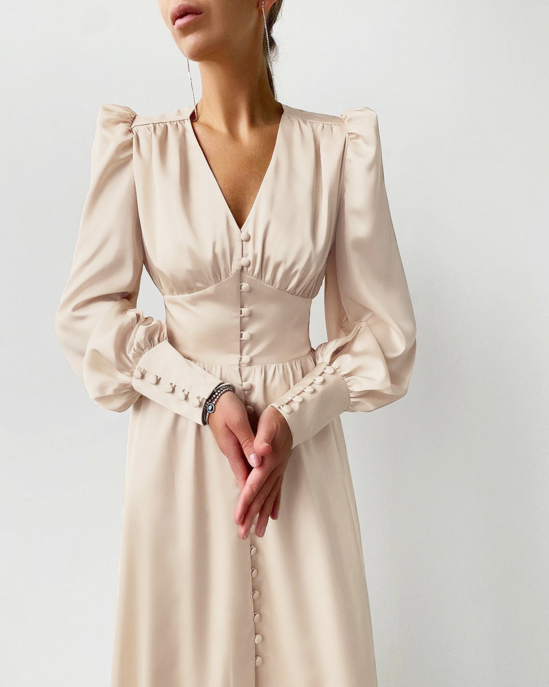 GR | Elegante Satinkleider