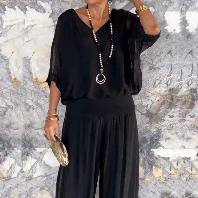GR | Elegant two-piece set consisting of a chiffon top and wide-leg trousers