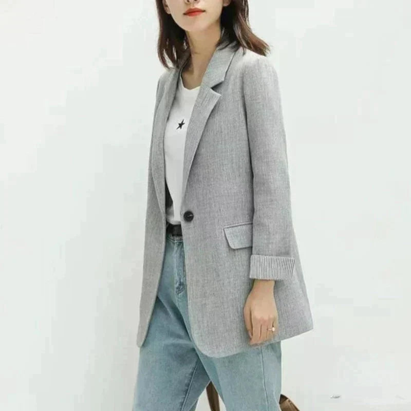 GR | Elegant Blazer Design