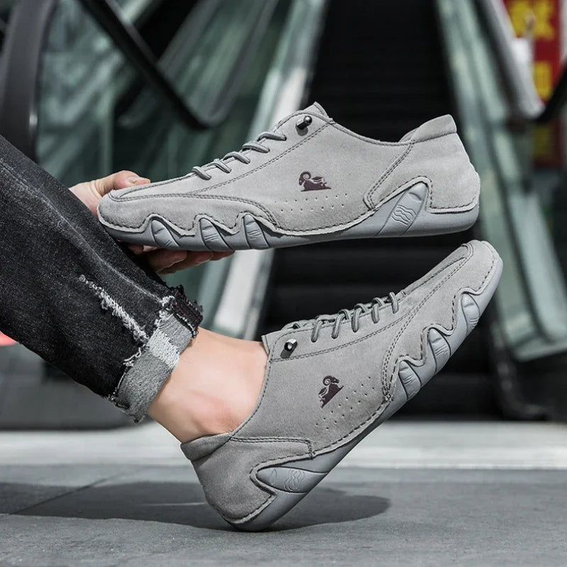 GR | Waterproof, non-slip sneakers with comfortable support