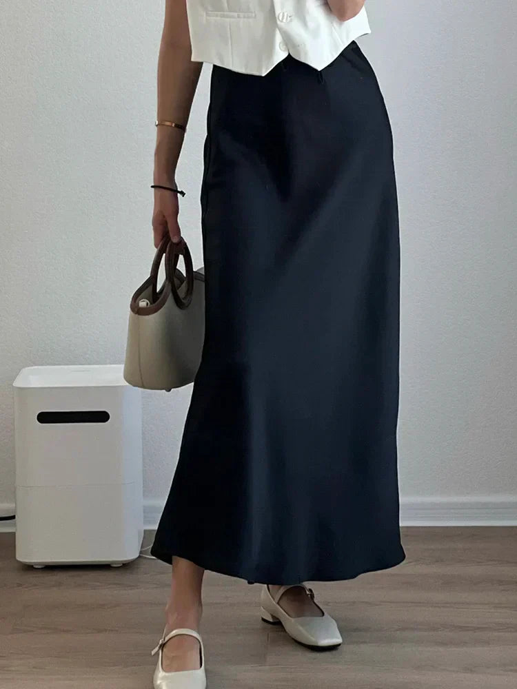 Clara™ - High-waisted satin maxi skirt