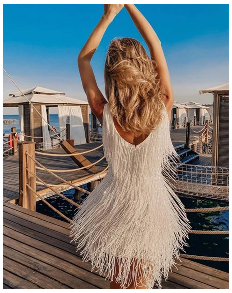 GR | Modisches kurzes Damenkleid - Ausgabe 2024