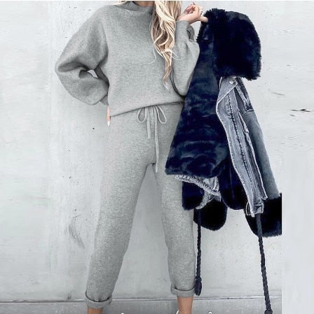 Two-piece lounge set