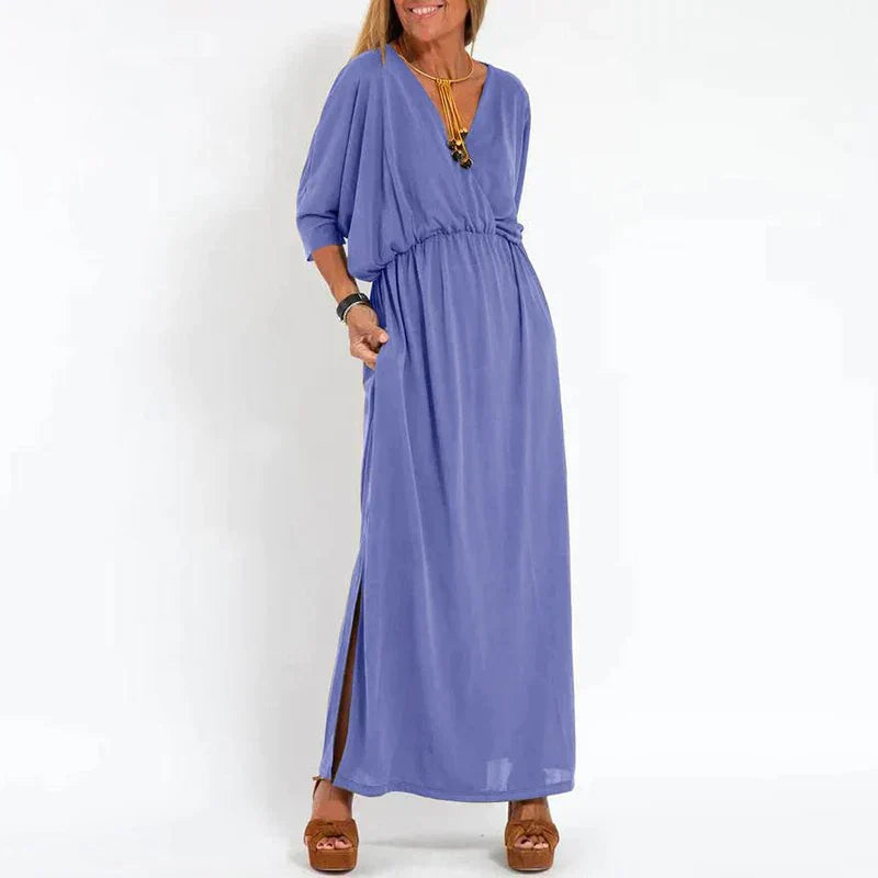 Long vintage dress with a side slit at the high waist