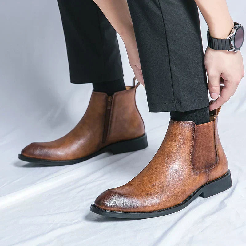 GR | Leather boots with zipper 