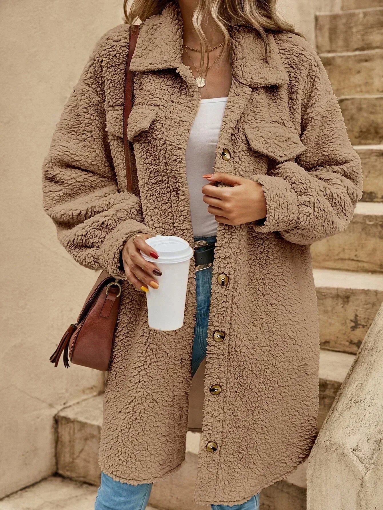GR - Women's button-up coat with eye-catching buttons