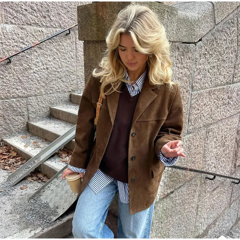 Elegant suede jacket