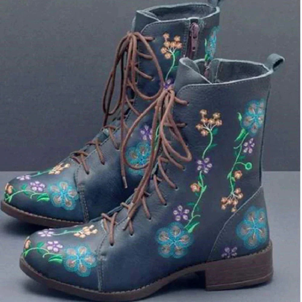 Retro boots with ethnic embroidery