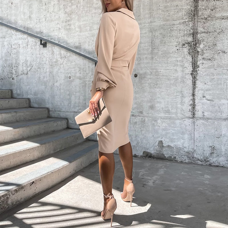 GR - Kleid mit V-Ausschnitt und Schlitz