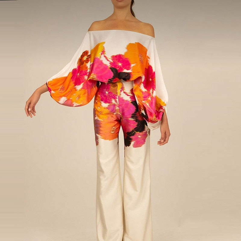 GR | Off-the-shoulder set with a striking pattern