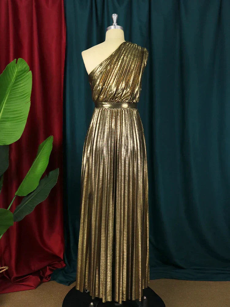 GR | Elegantes One Shoulder Abendkleid in Metallic Optik