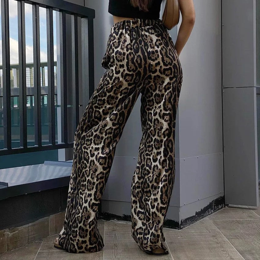 GR | Weite Hose mit Leopardenmuster