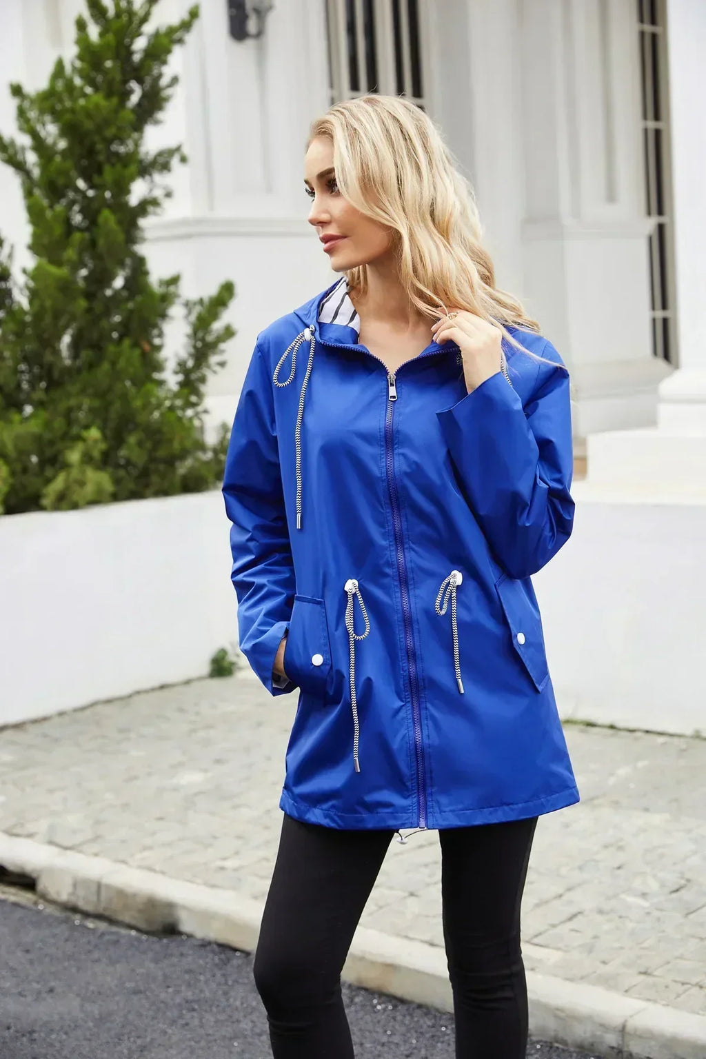 GR | Rain jacket with hood