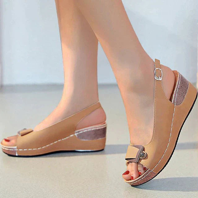 GR | Orthopedic sandals with soft heels