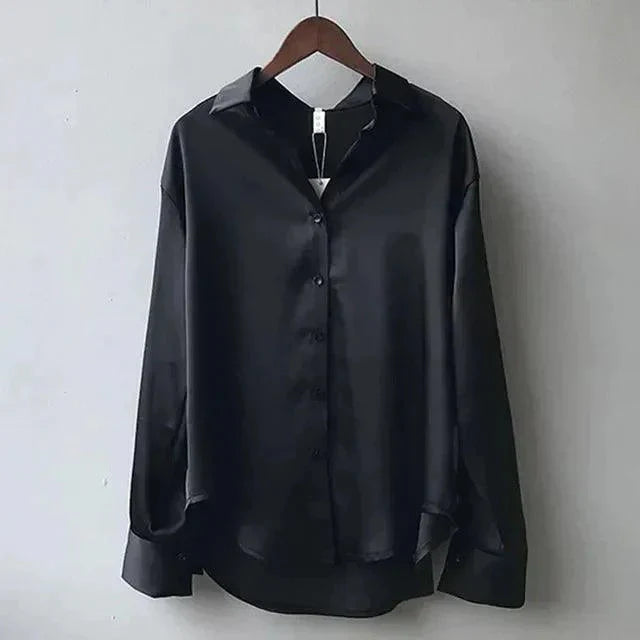 GR | Elegant women's shirt with long sleeves and button placket