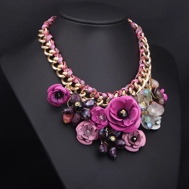 GR | Jahrgang Schmuck Elegante Prom Party Schönheitswettbewerb Hochzeit Geschenk Florale Blüte Blume Chunky Statement Halskette für Frauen Accessoires
